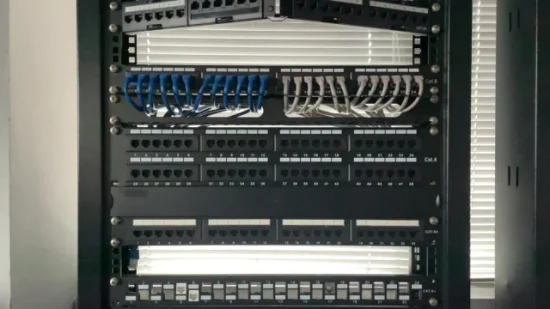 19 el panel de conexión blindado puertos Ca6 24 de la red de la pulgada 1u vira el panel de conexión